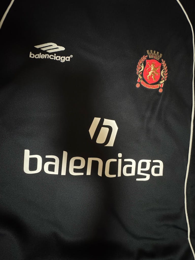 バレンシアガ サッカー ロンT Balenciaga soccer sleeve t