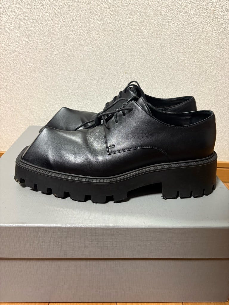 靴 BALENCIAGA rhino 40 BALENCIAGA rhino 40 - ARCHIVESTOCK