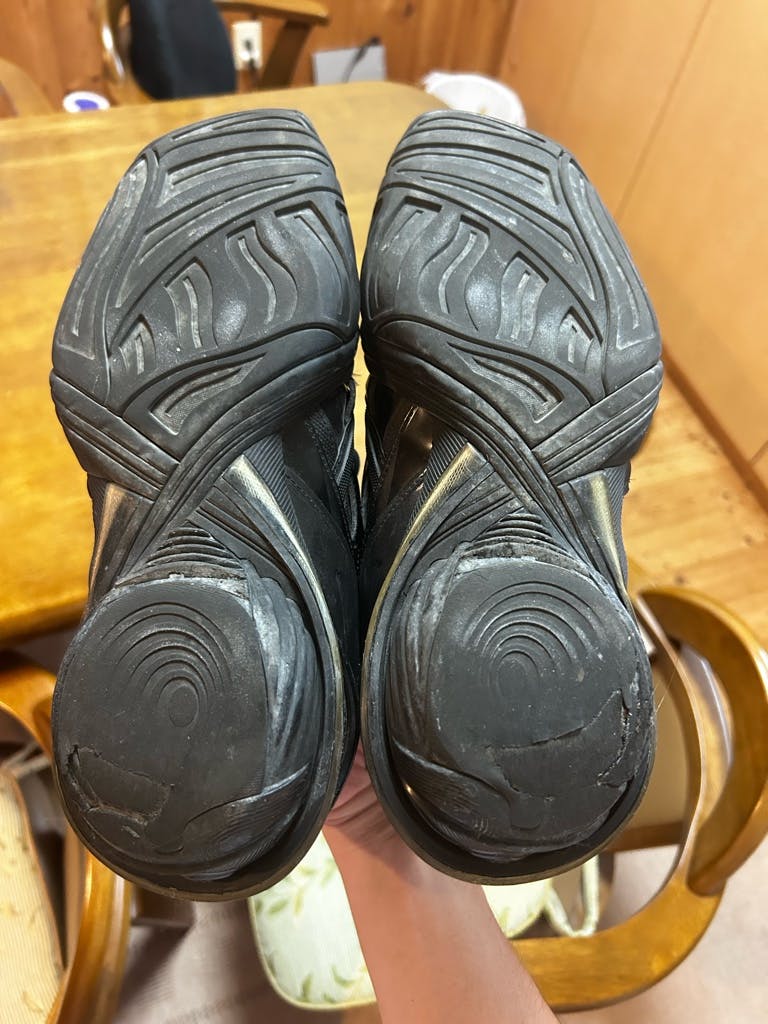 付属品完備】BALENCIAGA TYREX ブラック 41 - ARCHIVESTOCK
