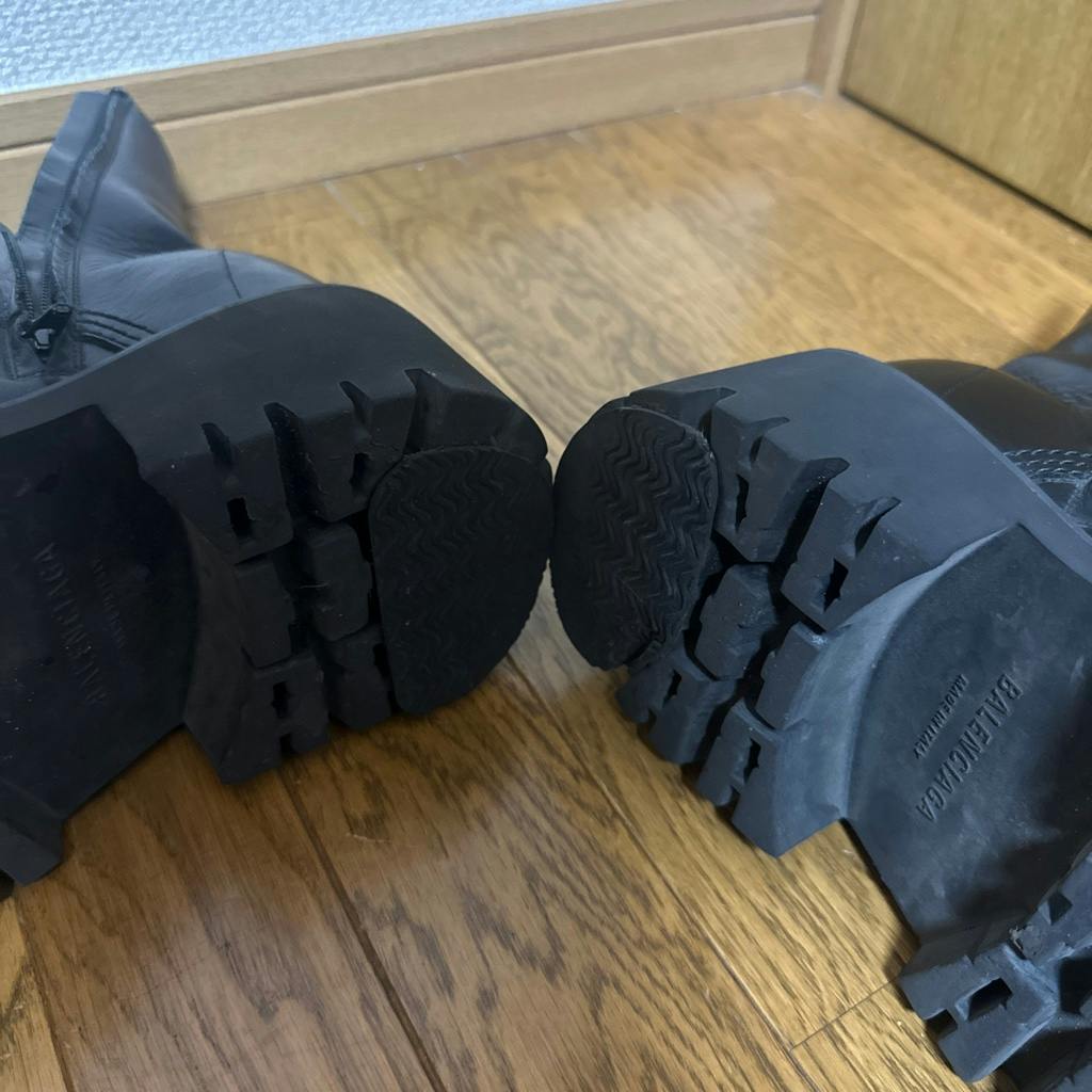 Balenciaga stomper boots 41 - ARCHIVESTOCK