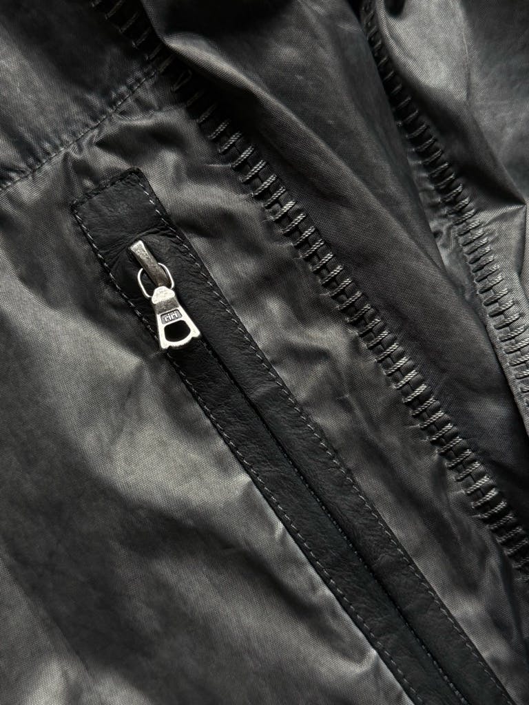 ISAAC SELLAM/リフレクティブ コールドダイ リバーシブルコート