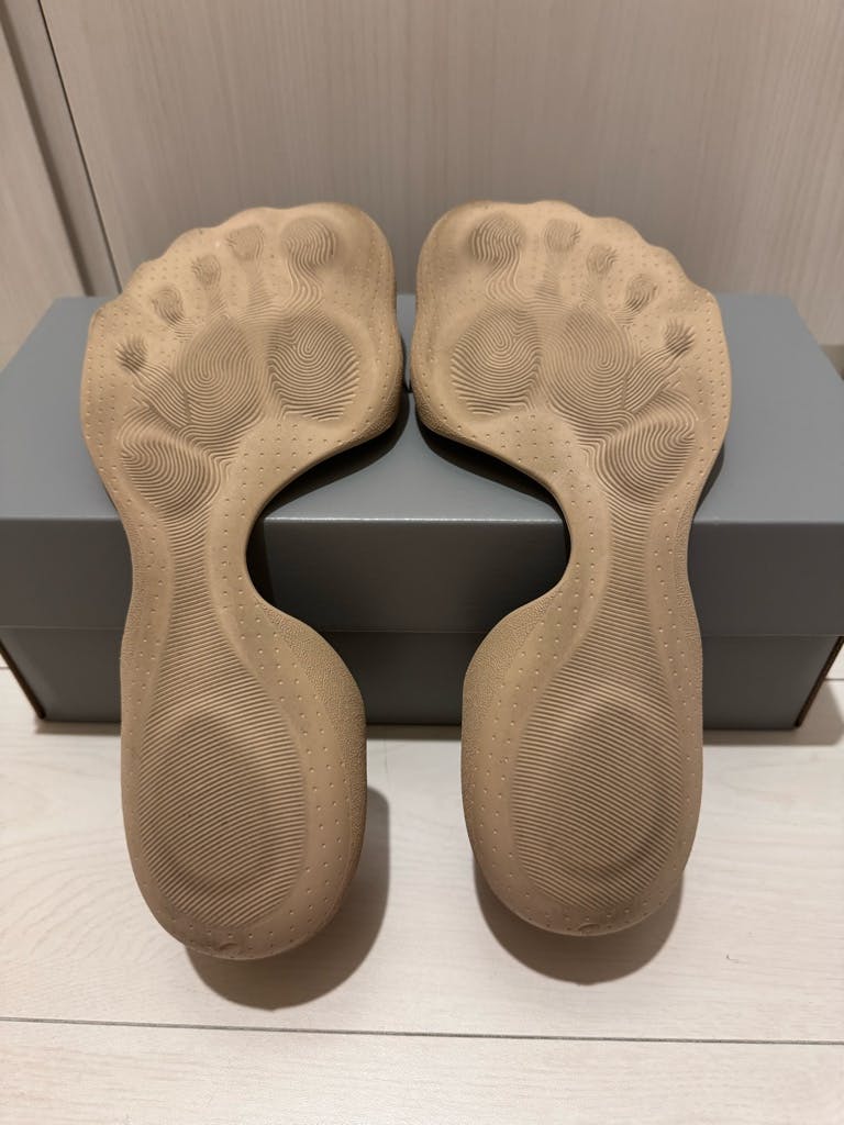 BALENCIAGA zero sneaker 40サイズ Balenciaga Zero Sneaker: A Game Changer in Footwear | TikTok