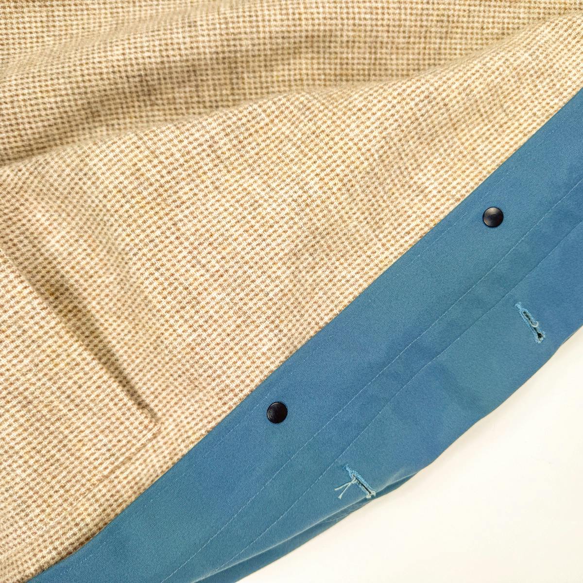 AURALEE COTTON OILED CANVAS LINER BLOUZON SAMPLE - ARCHIVESTOCK