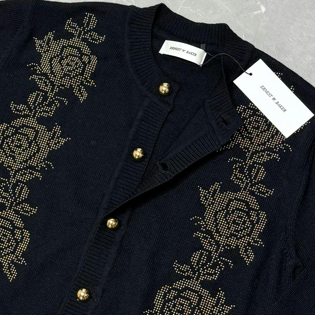 ERNEST W. BAKER】ROSE STUDDED CARDIGAN M