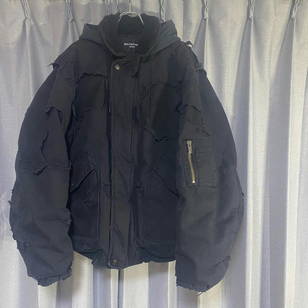 BALENCIAGA バレンシアガ 21夏 デストロイ ボンバー ジャケット BALENCIAGA バレンシアガ 21夏 デストロイ ボンバー ジャケット - メルカリ