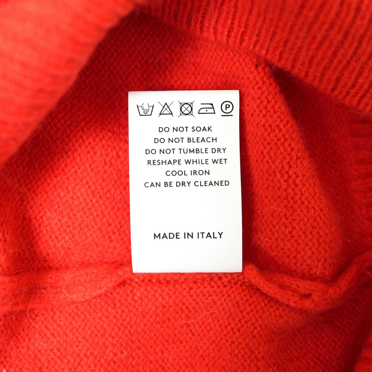 SUNFLOWER MOON LOVE KNIT RED - ARCHIVESTOCK