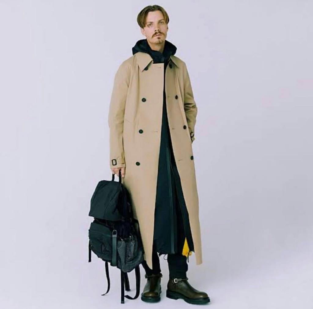 BOTTEGA VENETA by Daniel Lee trench coat BOTTEGA VENETA Designed