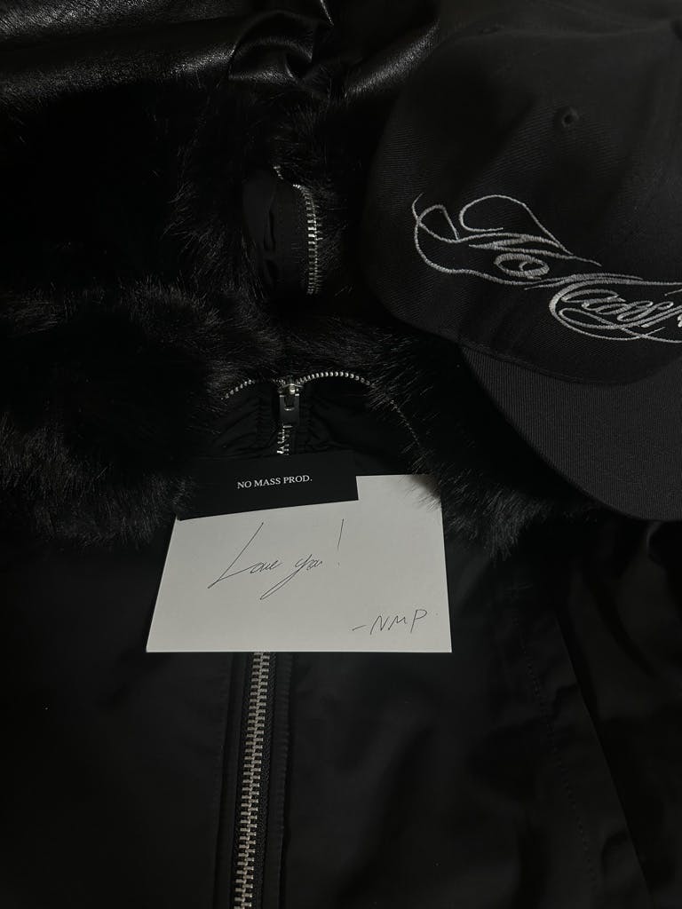 専用〗NO MASS PROD CROPPED FUR BOMBER JACKET - ARCHIVESTOCK 専用〗NO MASS PROD CROPPED FUR BOMBER JACKET - ARCHIVESTOCK