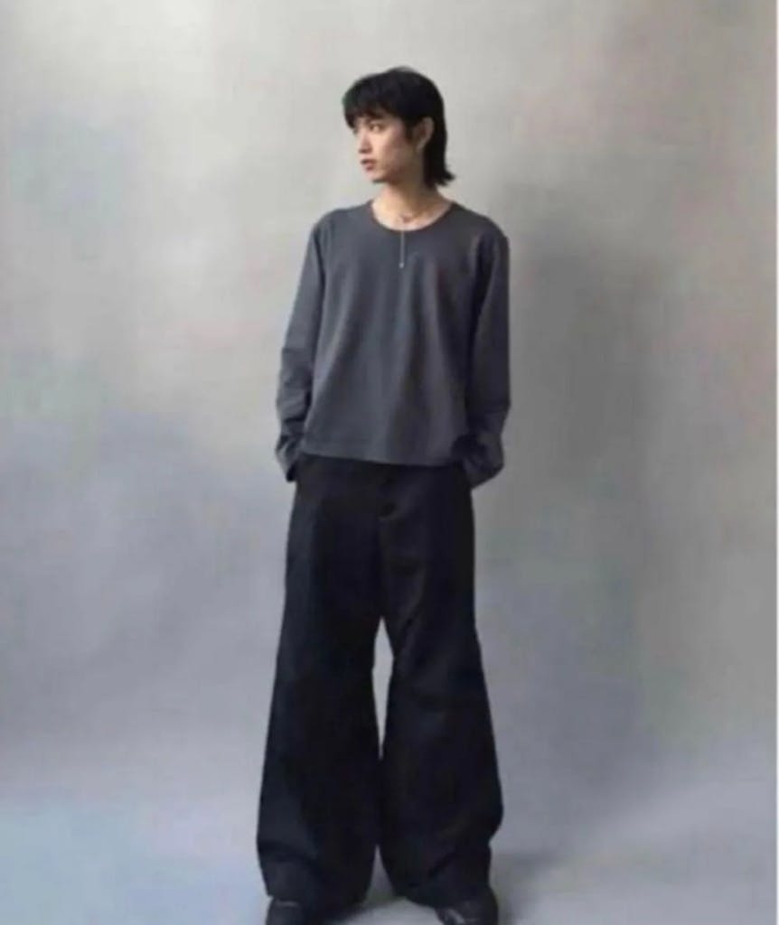 SSs　STRONG PACK TEE Mサイズ　グレー STRONG PACK TEE (GREY)