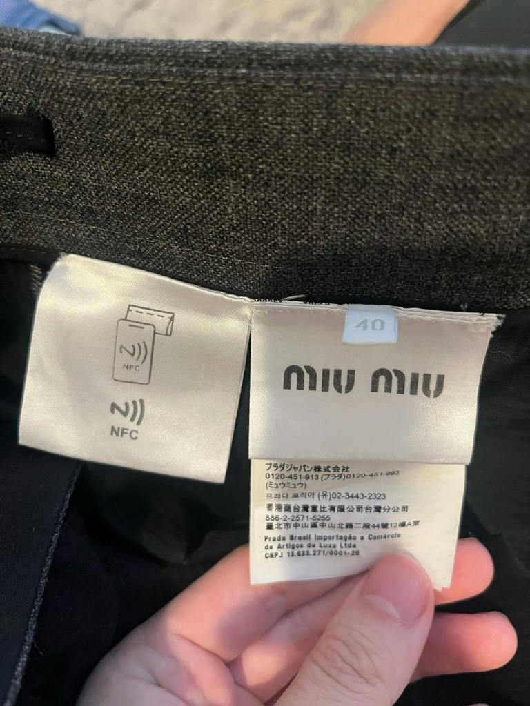 miumiu 24aw スラックス - ARCHIVESTOCK
