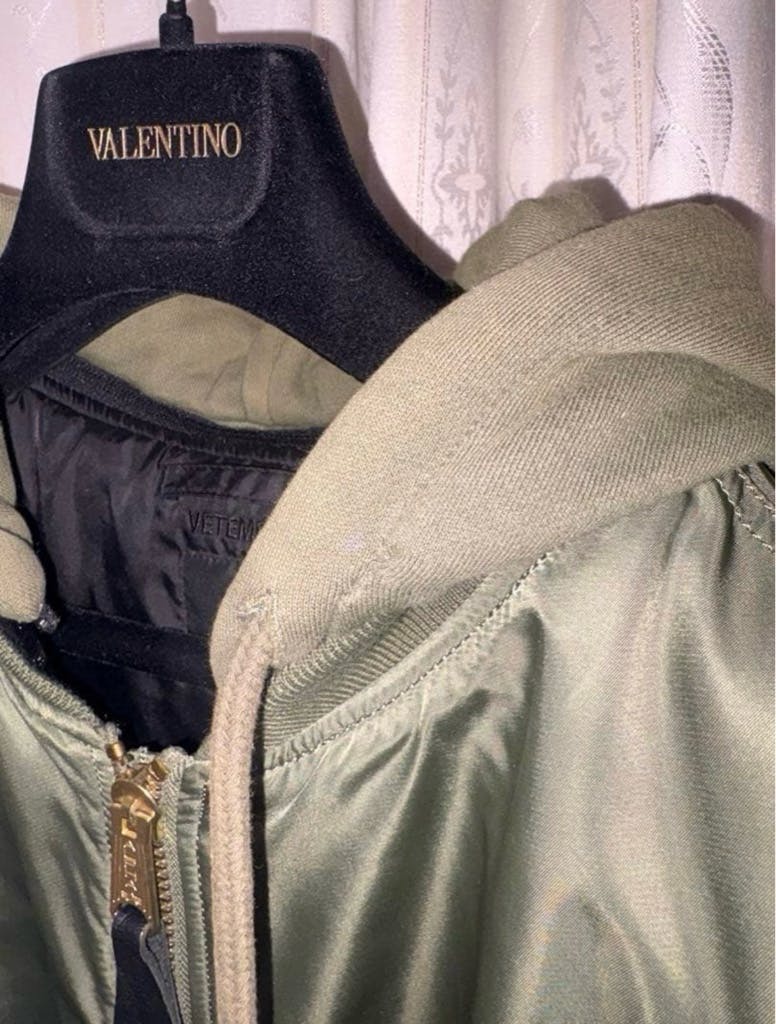 VETEMENTS 17AW ALPHA MA-1 Olive Black - ARCHIVESTOCK