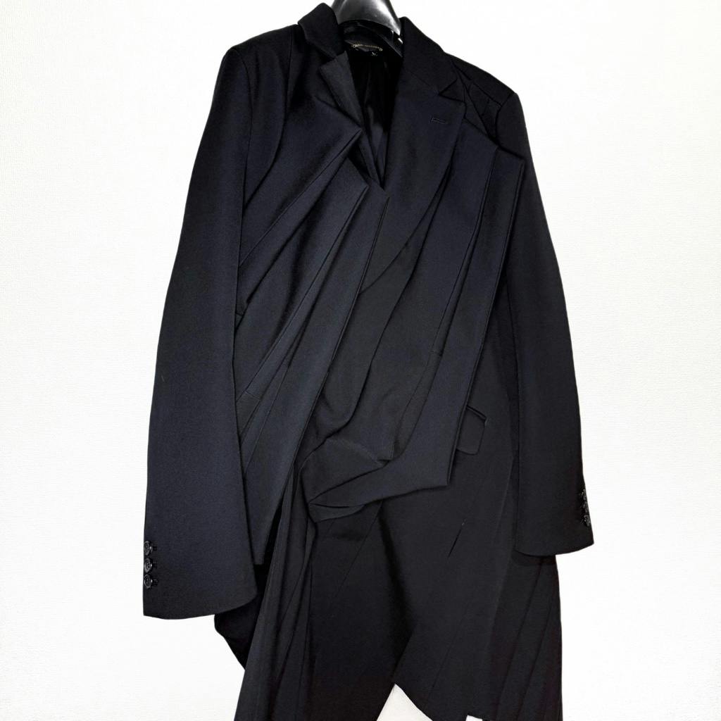 新品 BLACK COMME des GARCONS 25AWロングジャケット COMME des GARCONS 25AW アコーディオン ロングジャケット - ARCHIVESTOCK