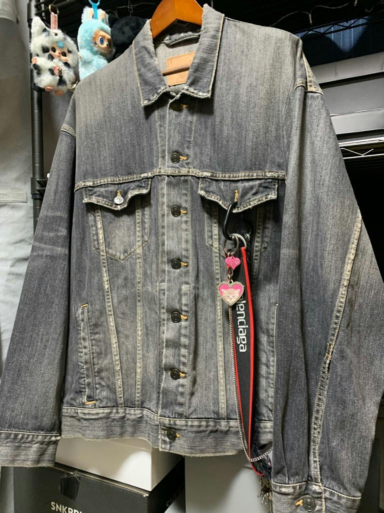 BALENCIAGA オーバーサイズ チャーム デニム ジャケット - ARCHIVESTOCK