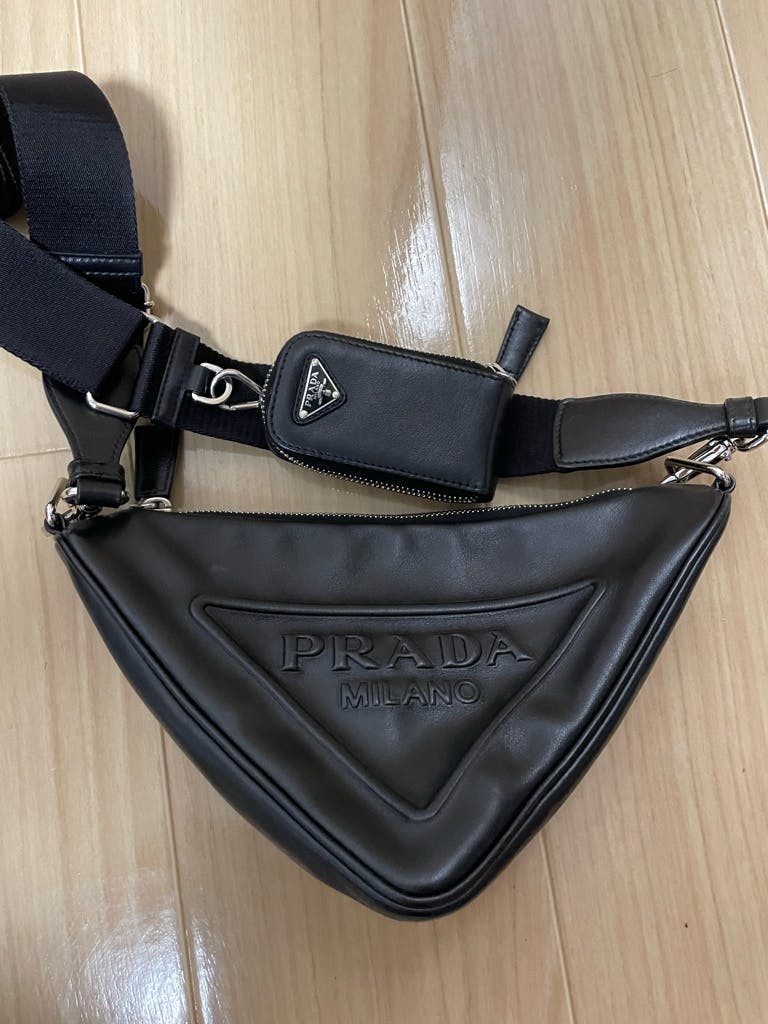 prada トライアングル ショルダーバッグ - ARCHIVESTOCK