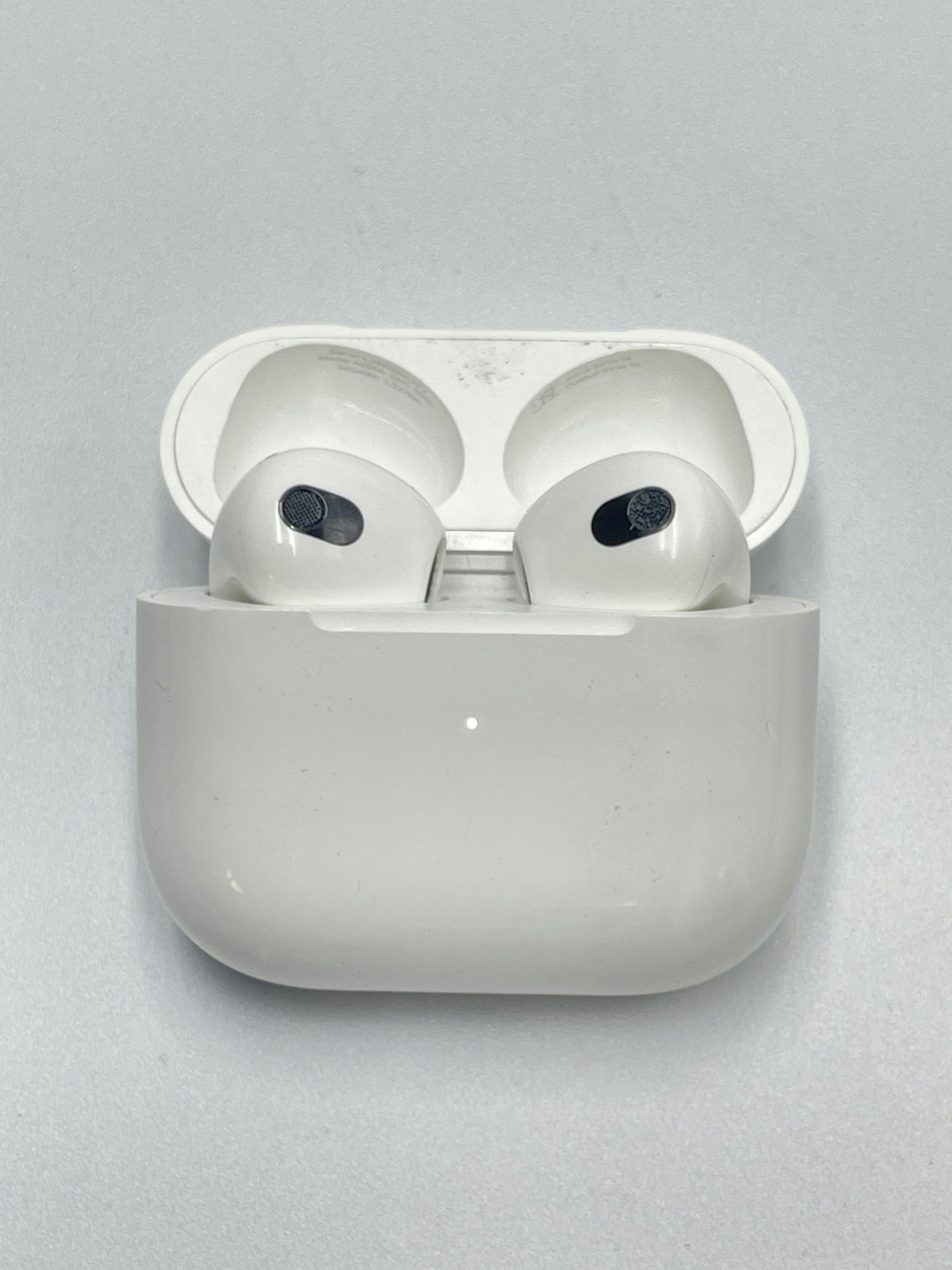 Apple AirPods 3rd Generation shops in White