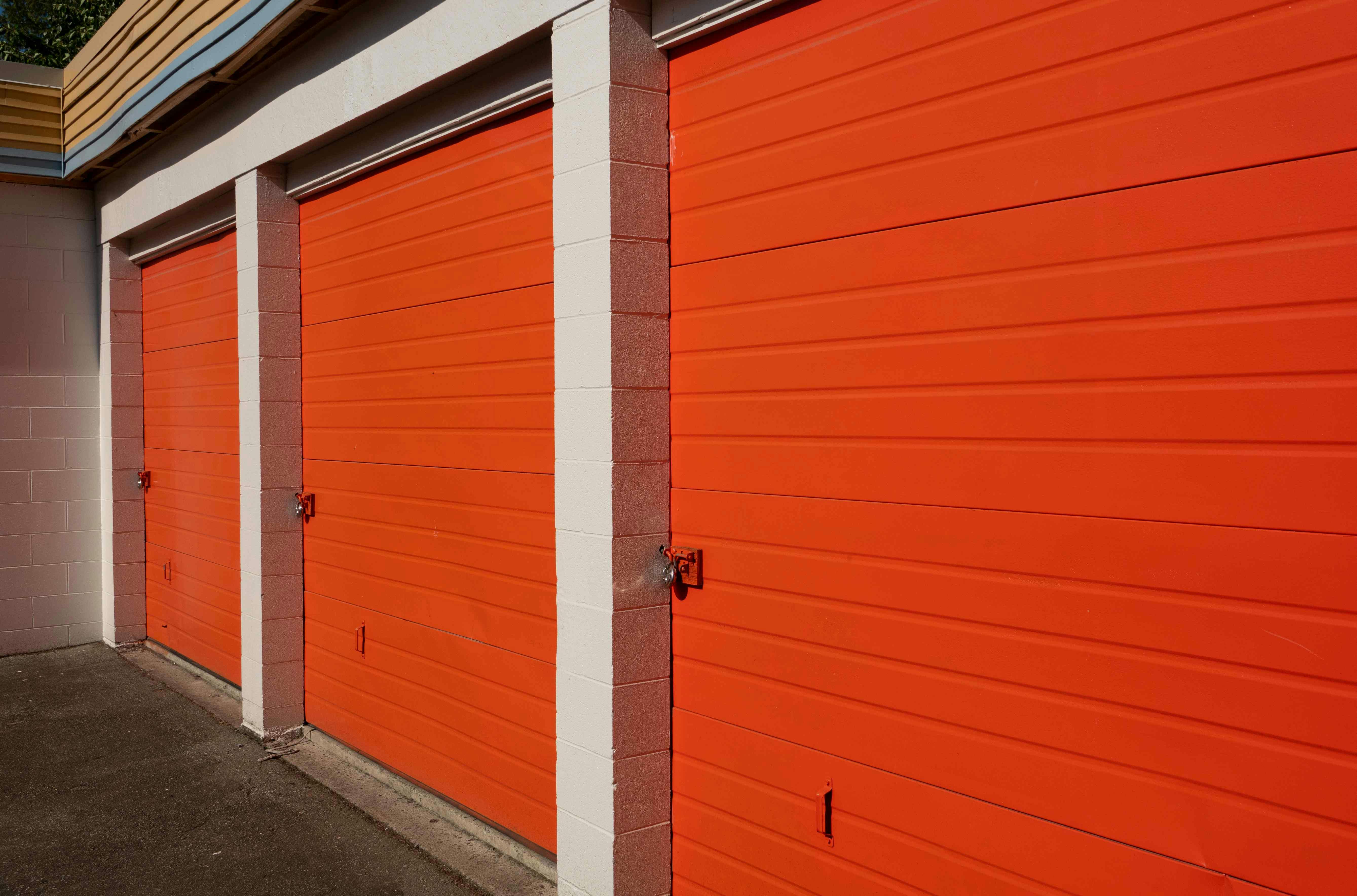 How To Sell Delinquent Storage Units in Online Auctions StorageLots