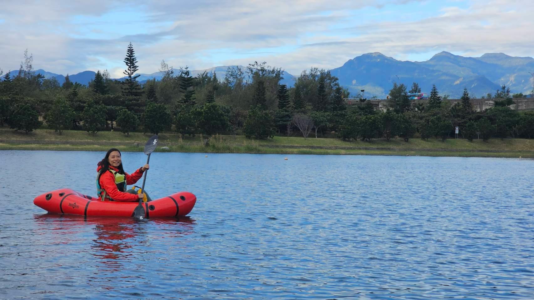 Packraft training in lake， Taitung County, River Tracing, Packrafting ...