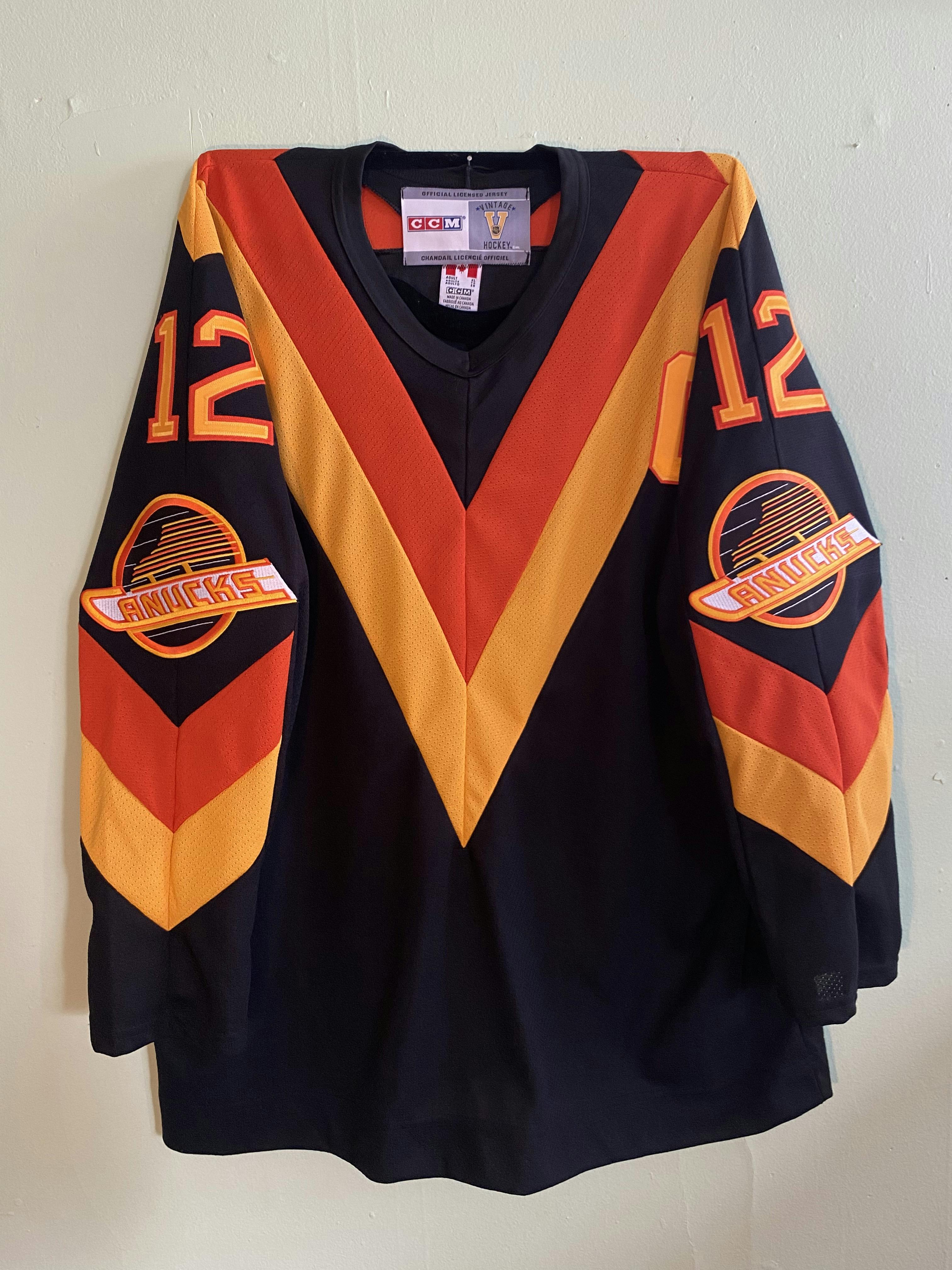 Canucks throwback sales