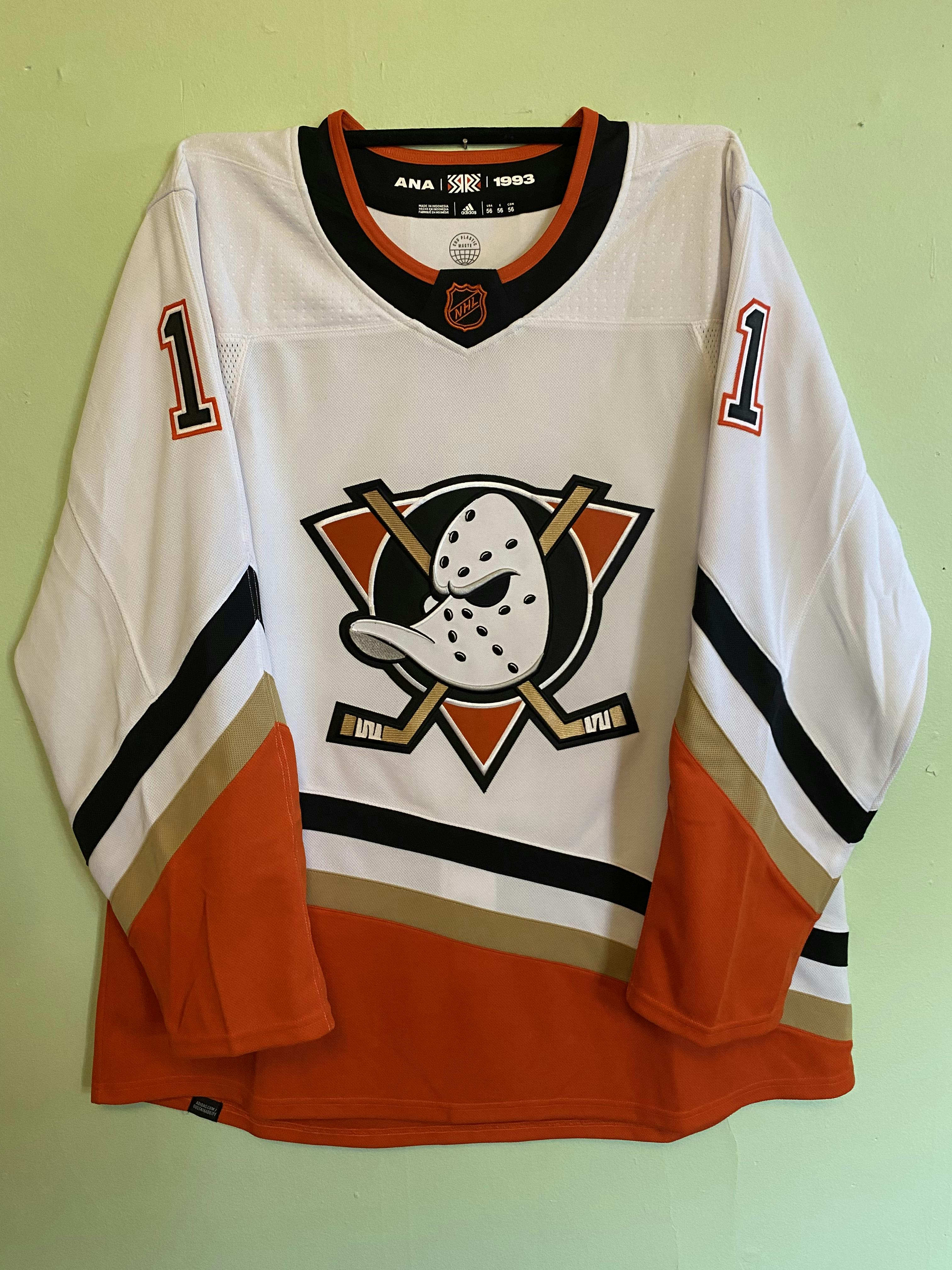 TREVOR ZEGRAS sold ANAHEIM DUCKS REVERSE RETRO JERSEY SIZE MEDIUM NICE!!