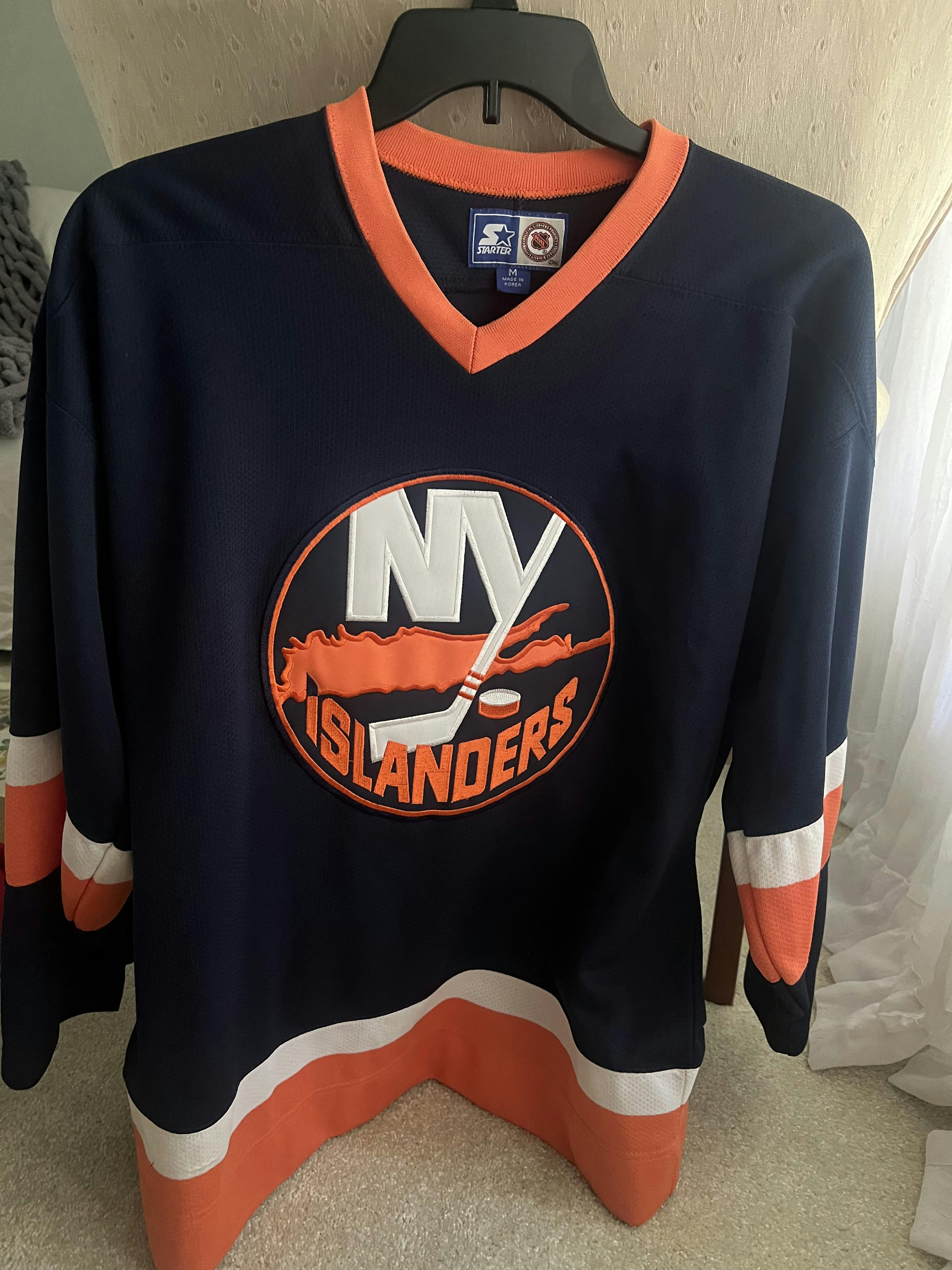 Ccm top islanders jersey
