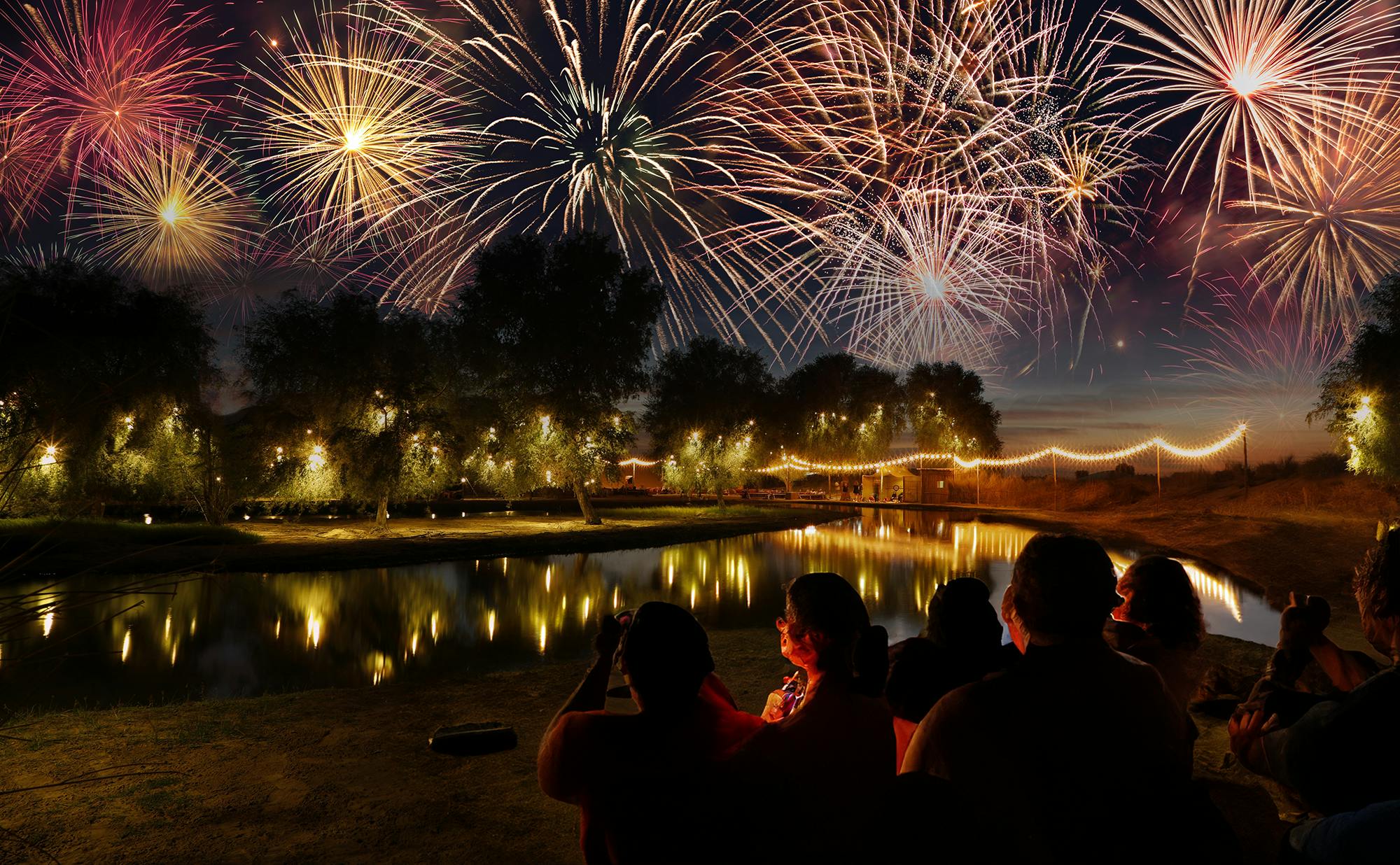 Al Khayma - Longest Fireworks in the Desert of Al Marmoom Oasis at Al ...