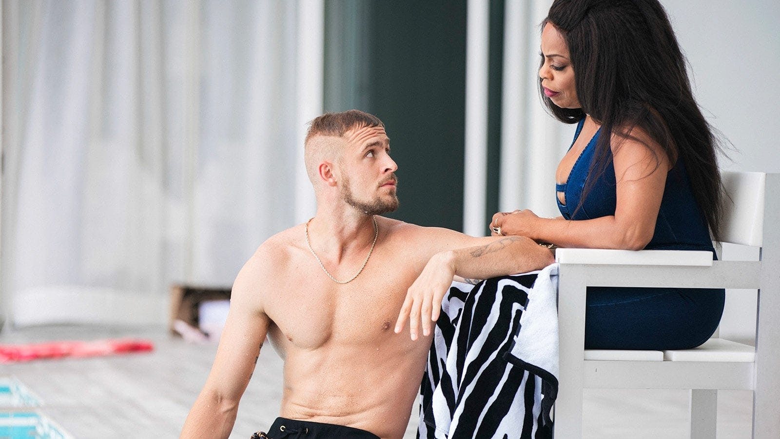 Claws - episódio 1x1