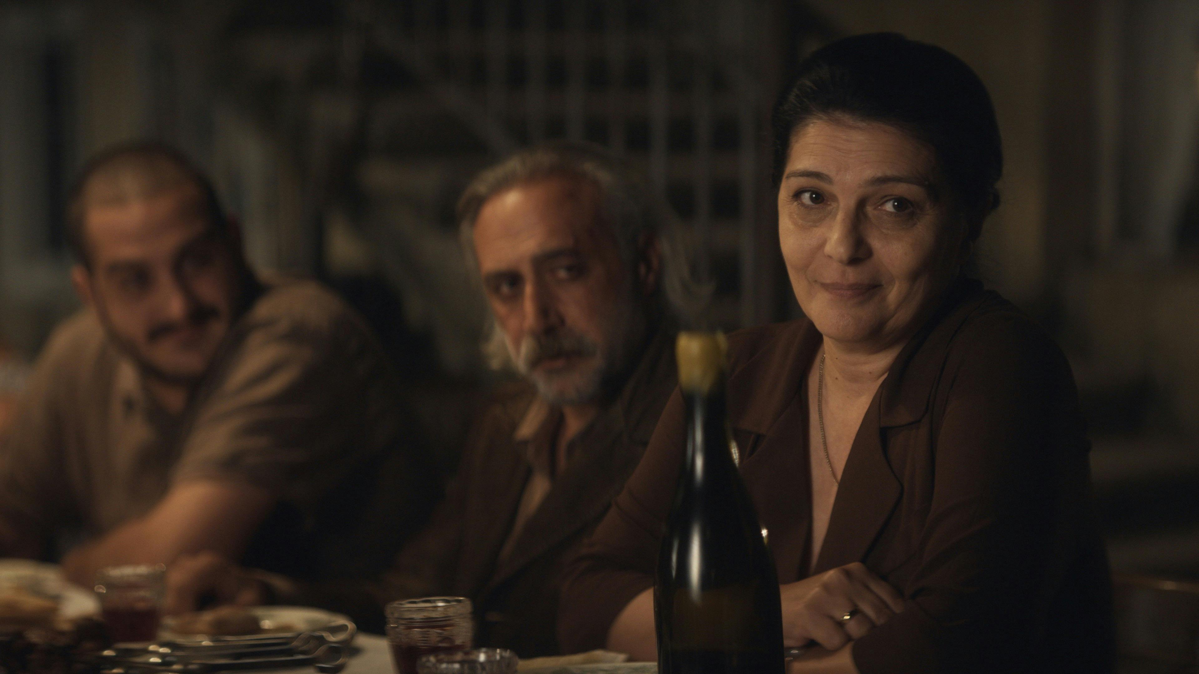 Gotas Divinas backdrop