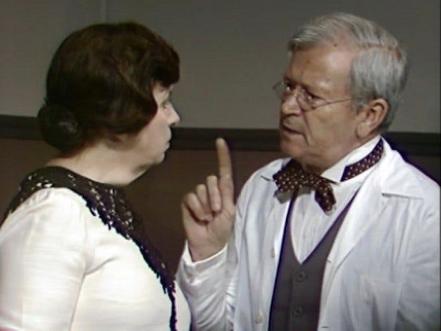 A Sucessora - episódio 1x72