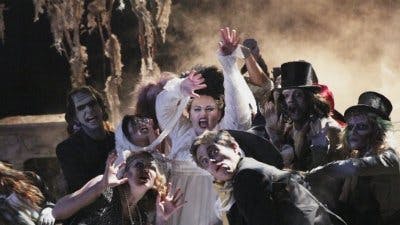Super Fun Night - episódio 1x2