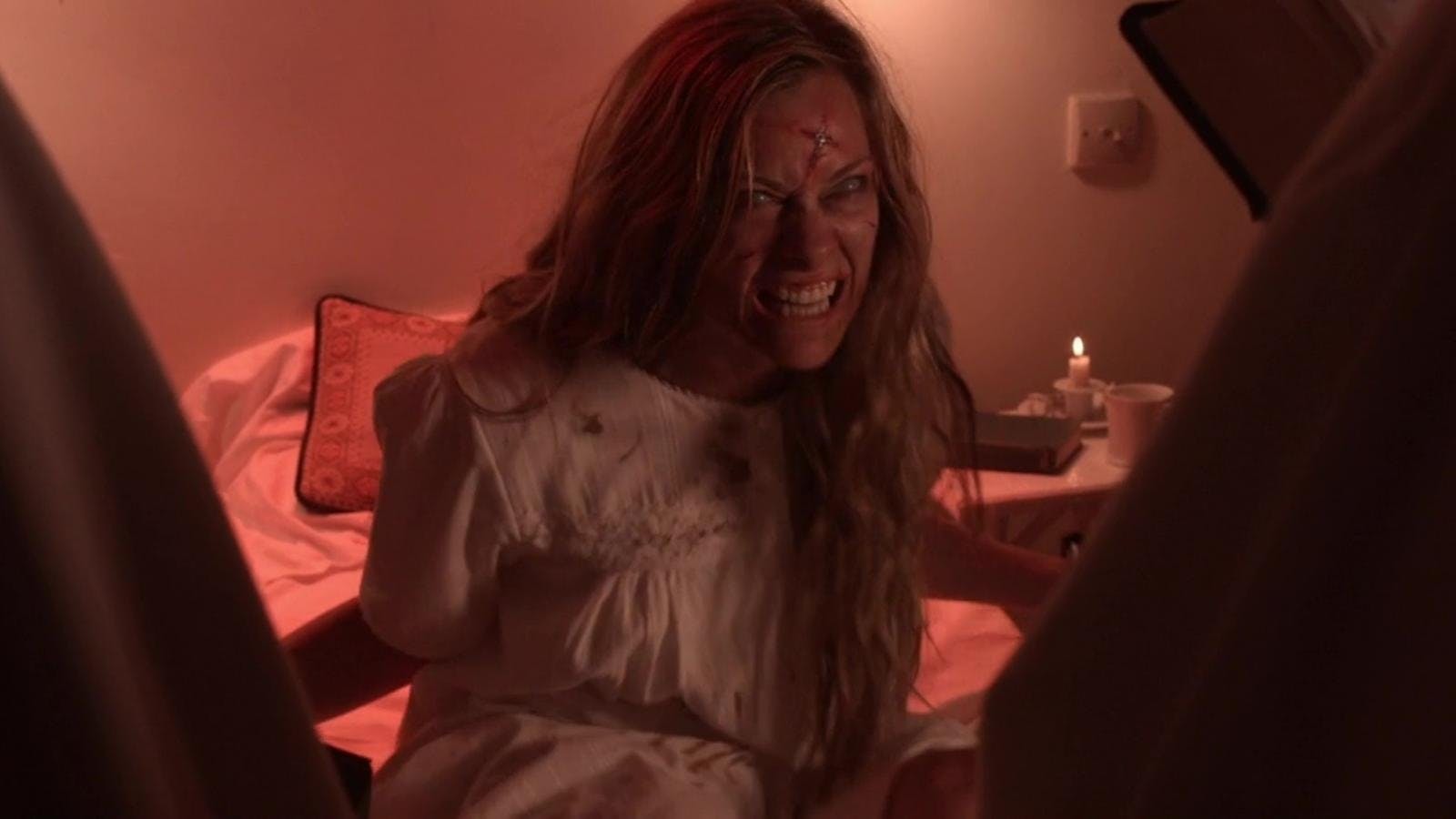 O Exorcismo de Anna Ecklund backdrop