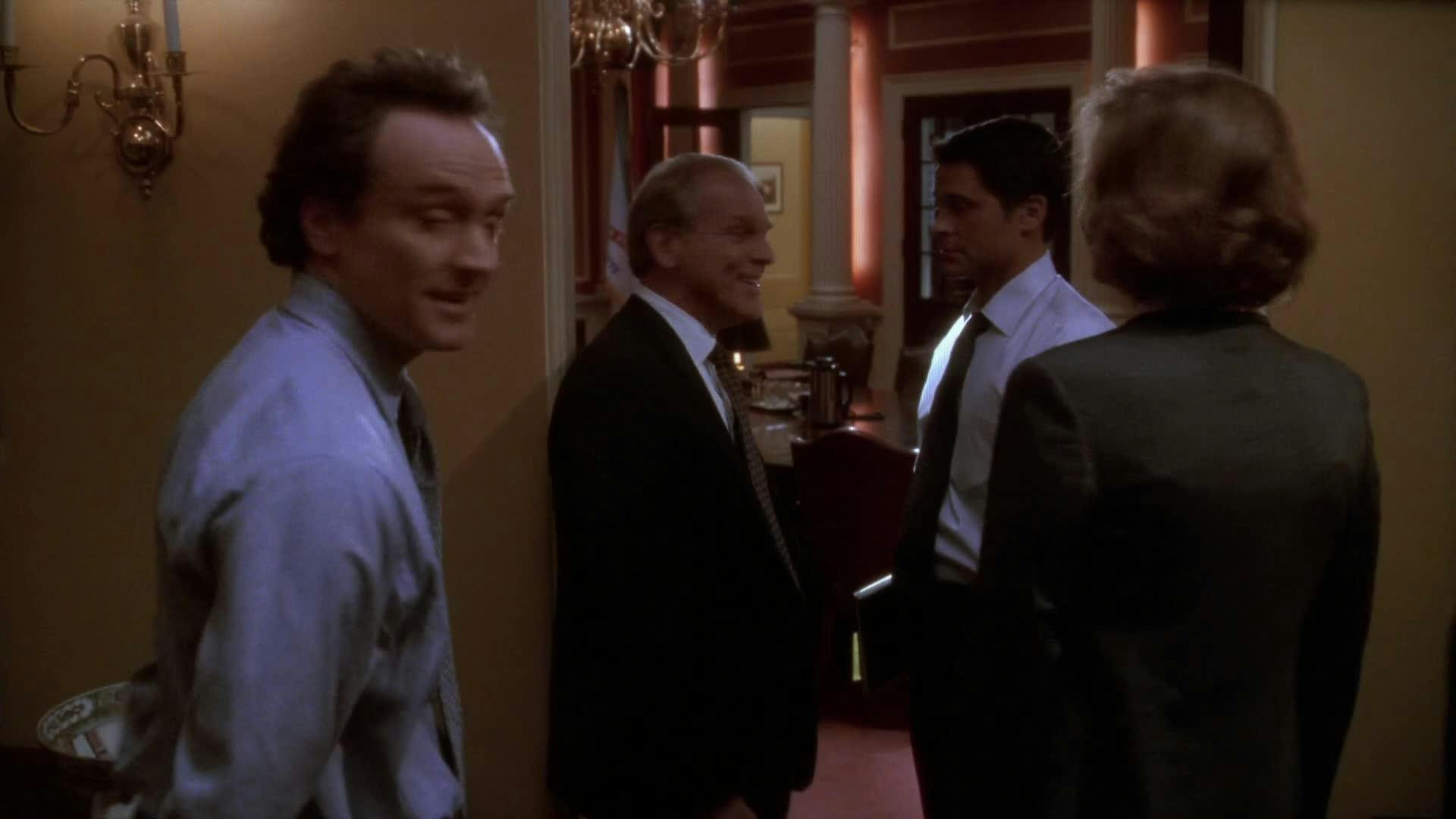 West Wing: Nos Bastidores do Poder - episódio 1x12