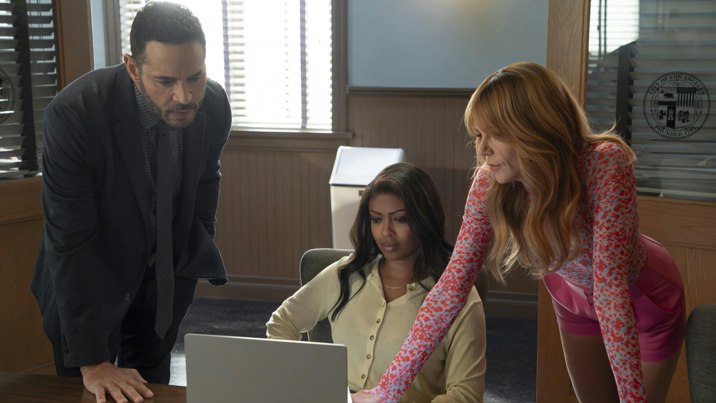 Uma Mente Excepcional backdrop