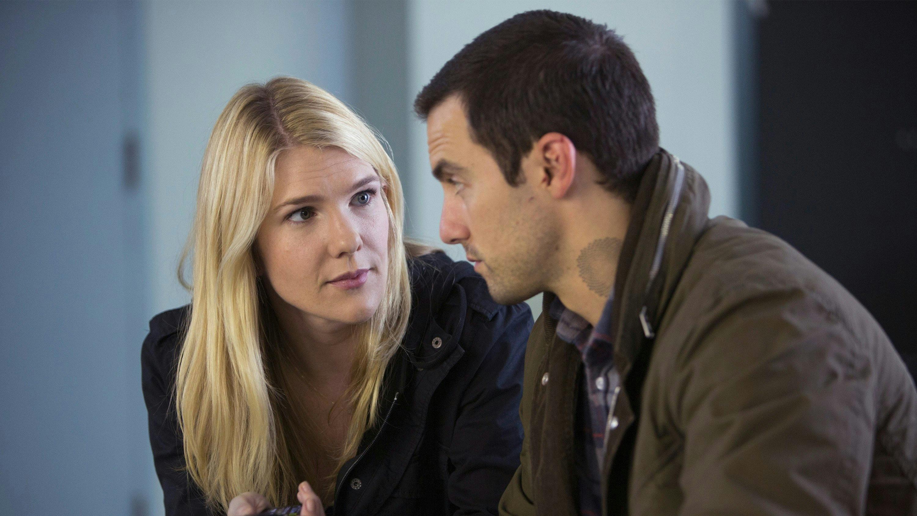 The Whispers - episódio 1x9