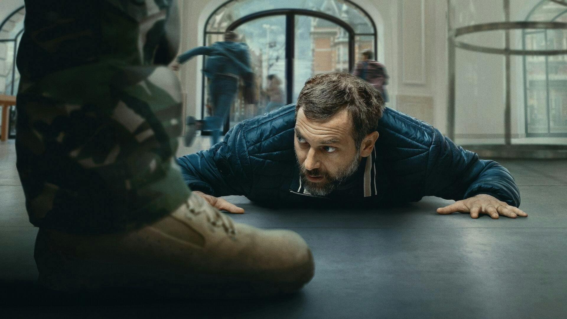 iHostage backdrop