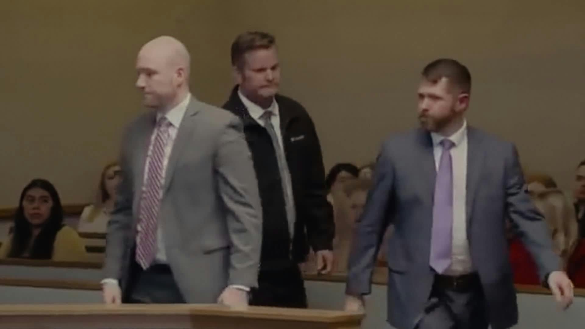 Os Crimes da Nossa Mãe - episódio 1x3