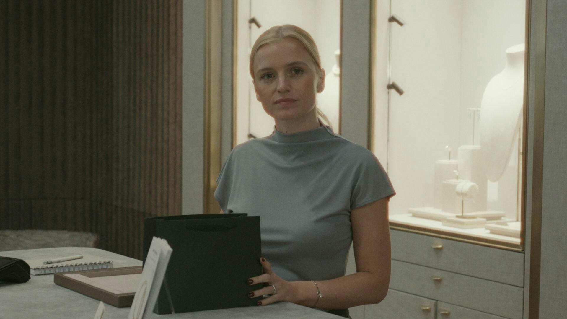 A Agente - episódio 1x2