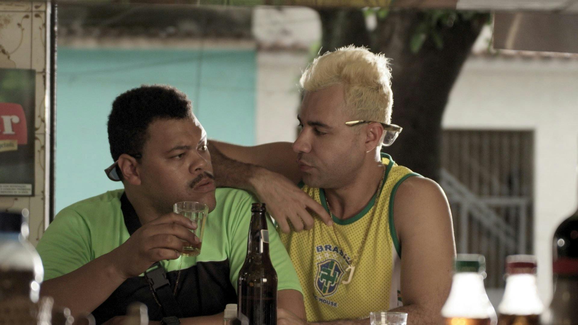 Os Suburbanos - episódio 1x11