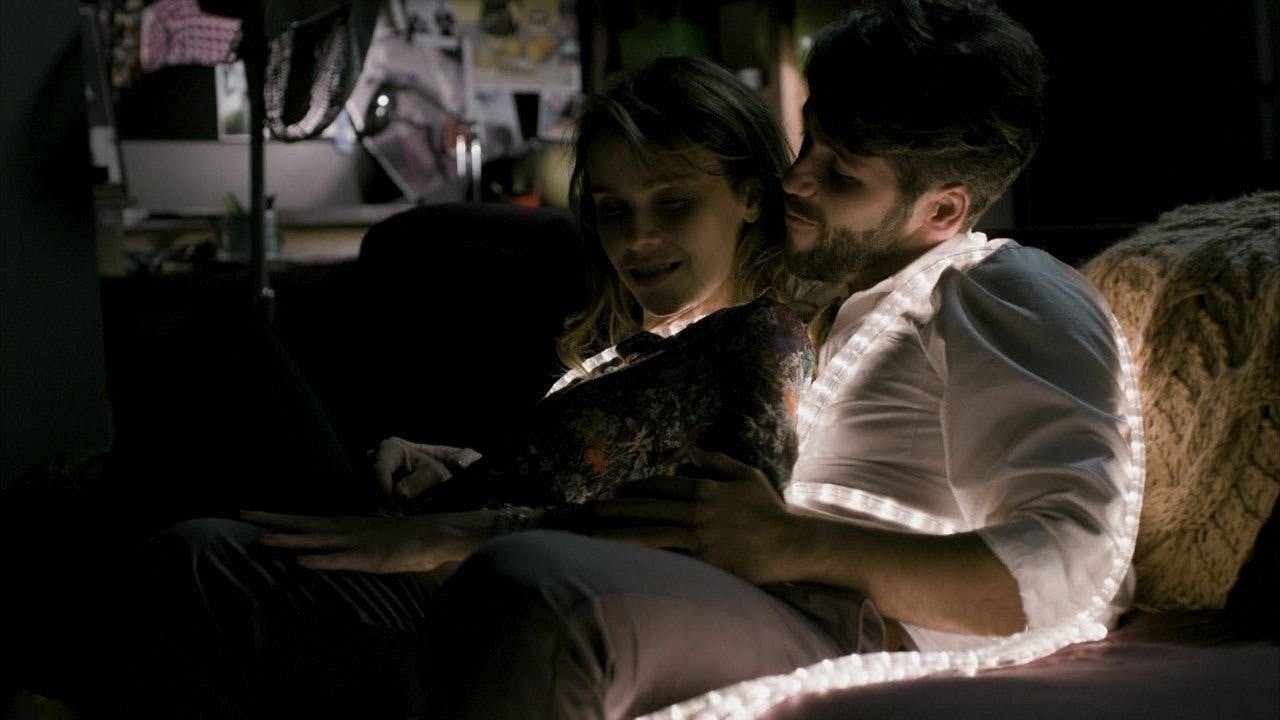 Dupla Identidade - episódio 1x3