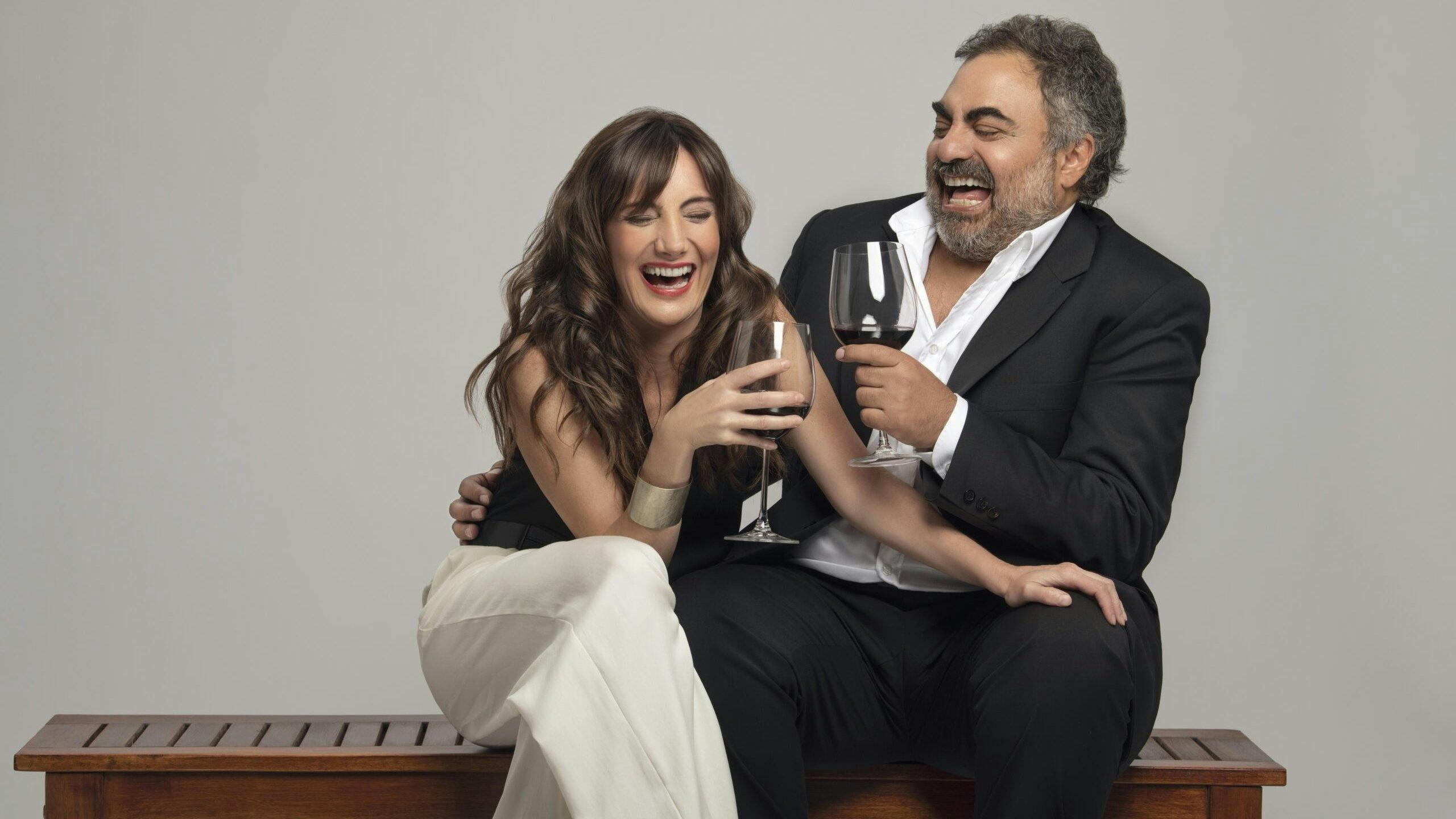 Ex casados backdrop