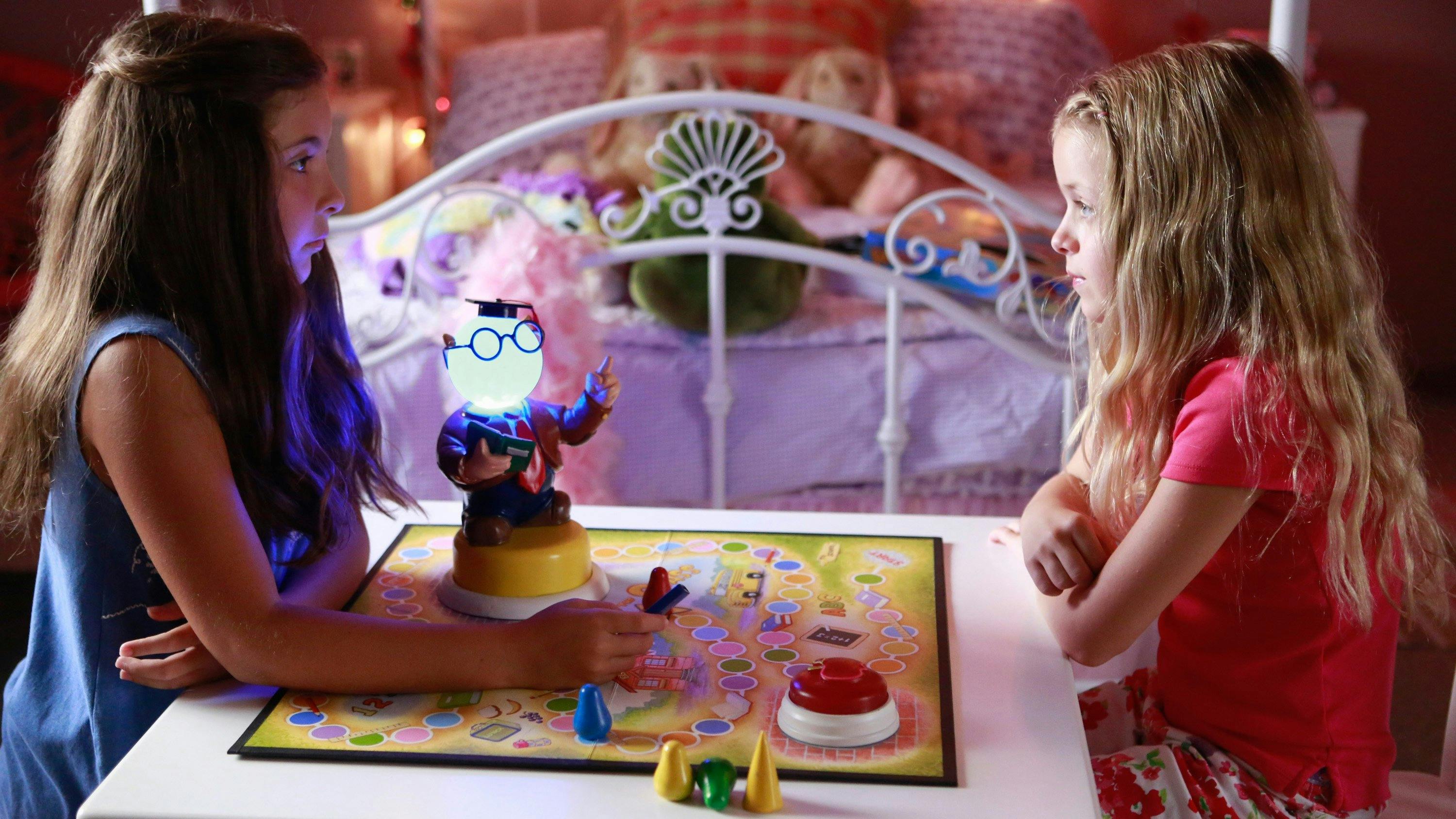 The Whispers - episódio 1x2