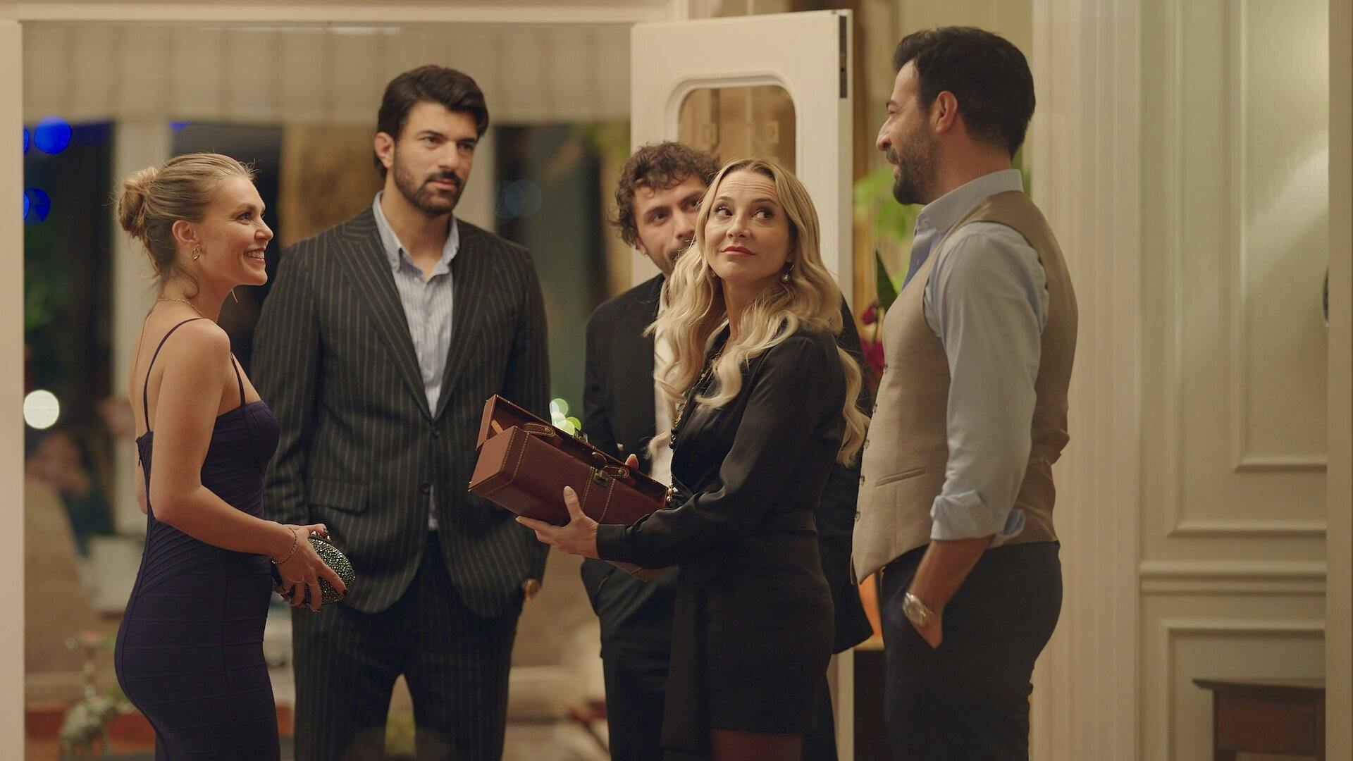 Berço de Ouro - episódio 1x2