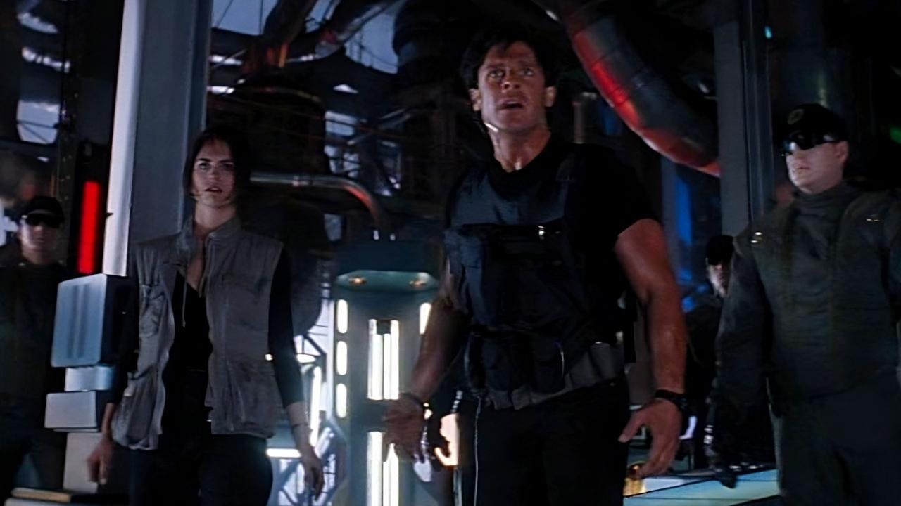 Cyborg Cop 2: O Pior Pesadelo backdrop