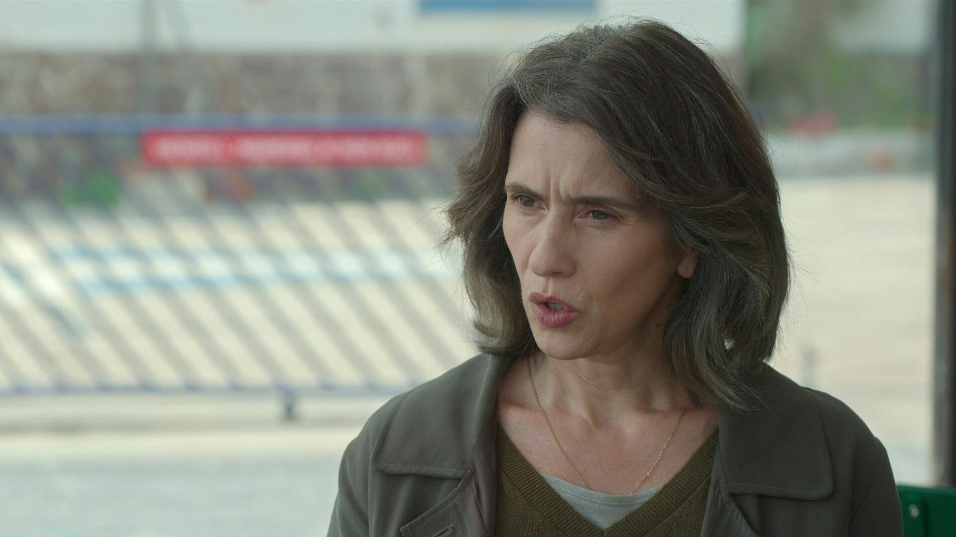 Sara: A Mulher nas Sombras - episódio 1x1
