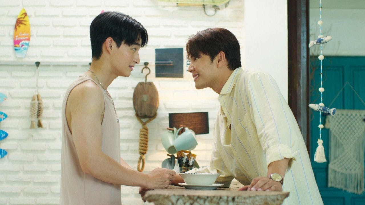 Amante Tritão backdrop