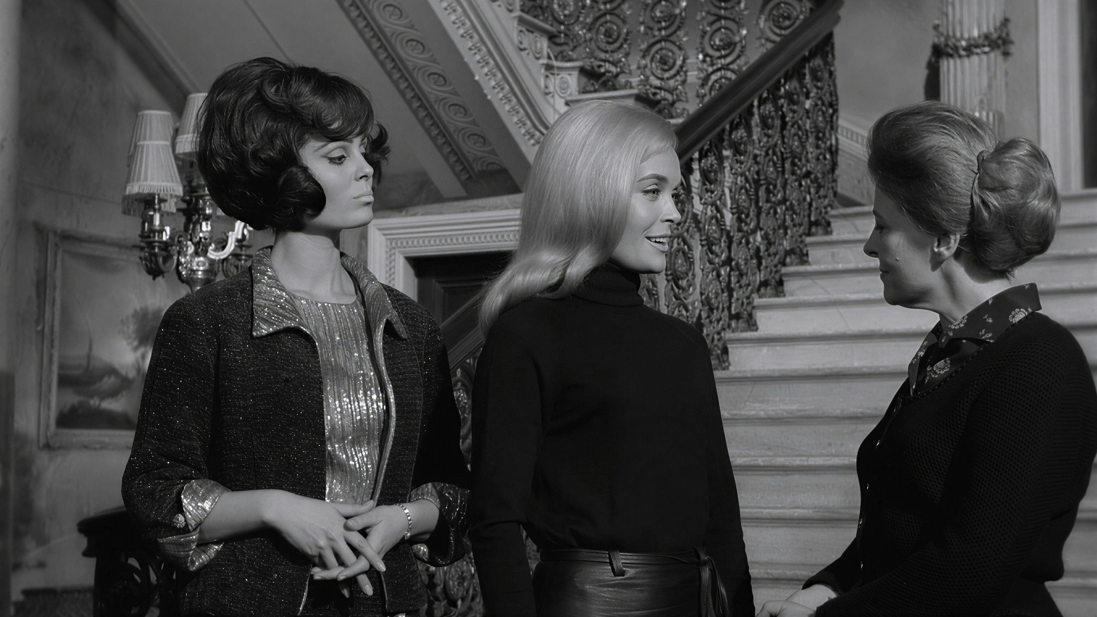 E Não Sobrou Nenhum backdrop