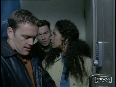 Bugs - episódio 1x9