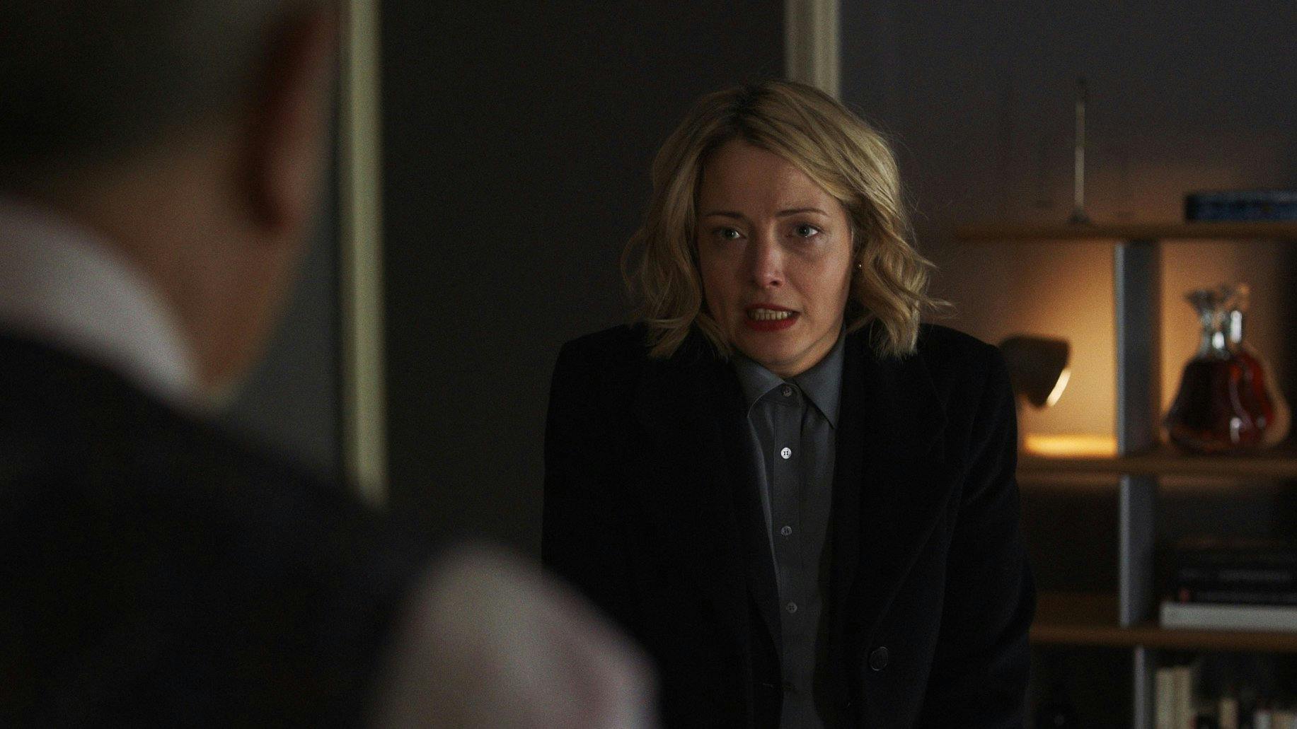 Tempos de Crise - episódio 1x6