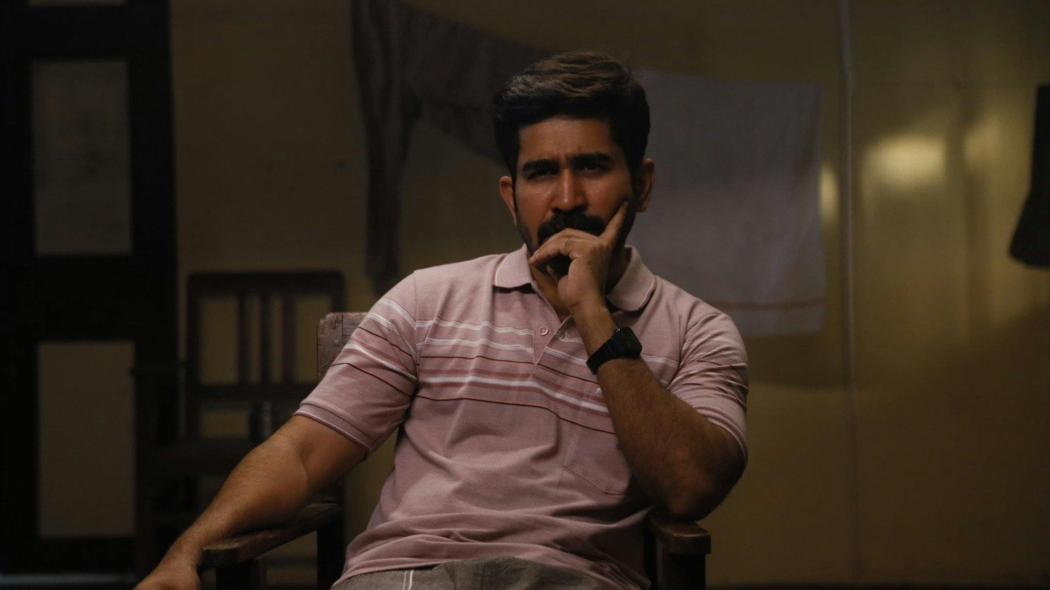 Shakthi Thirumagan backdrop