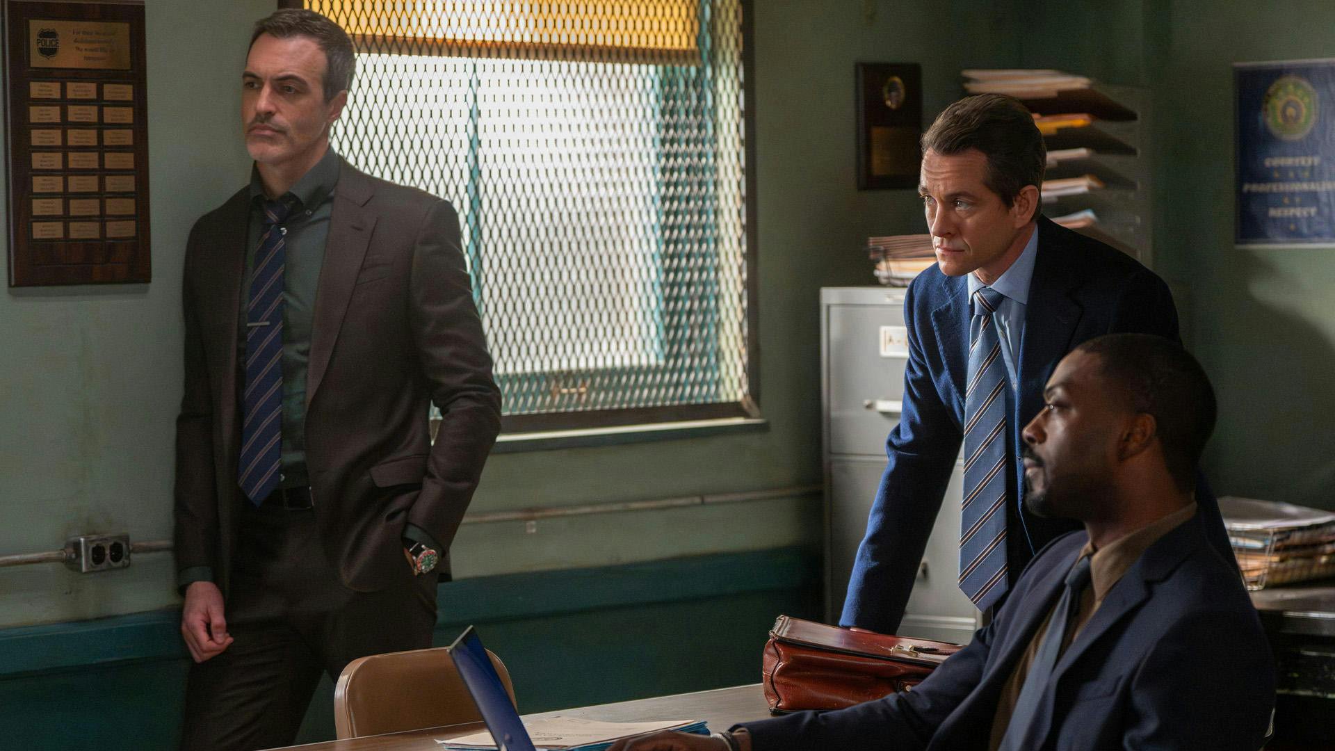 Lei & Ordem backdrop