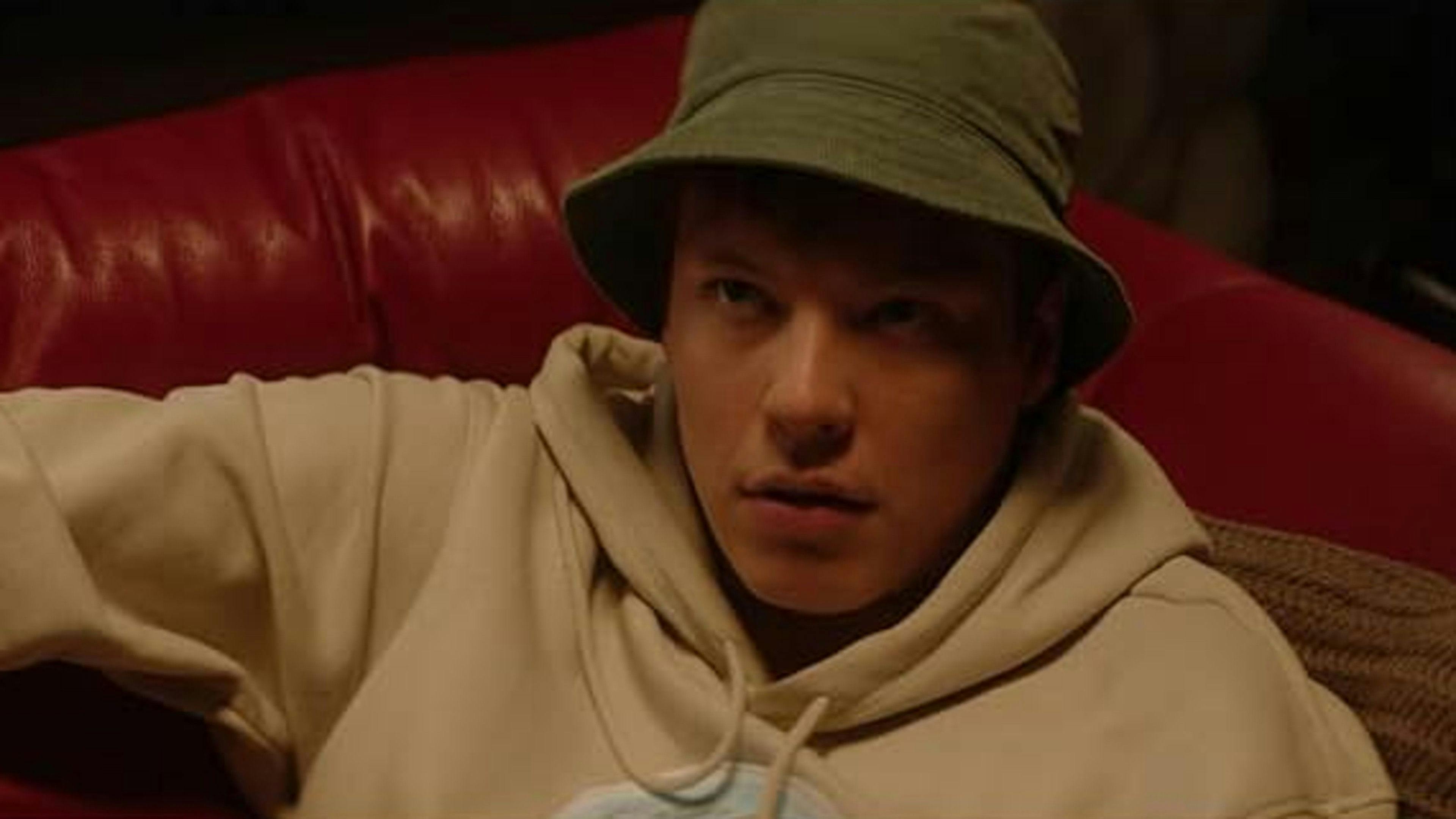 Todos os Meus Amigos Estão Mortos 2 backdrop